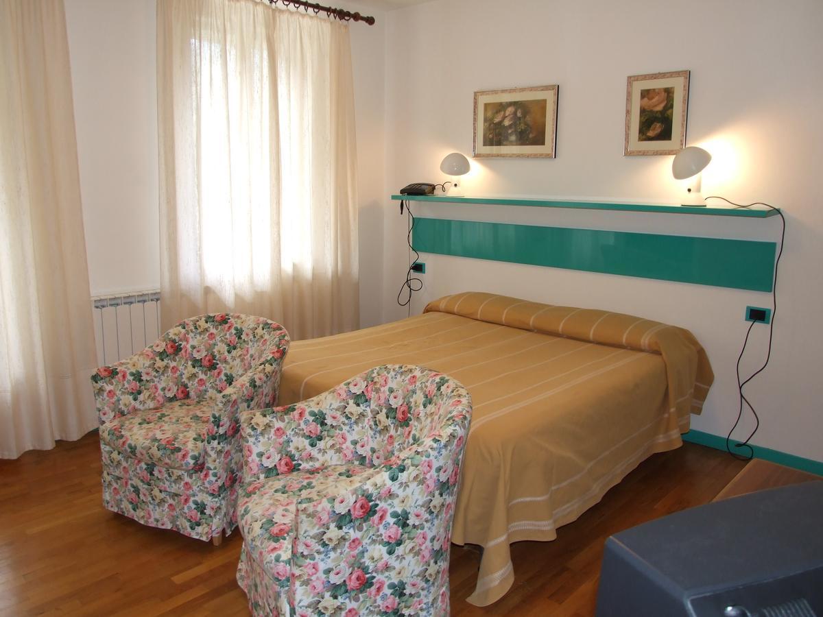 Hotel Villa Patrizia Cutigliano Exterior photo